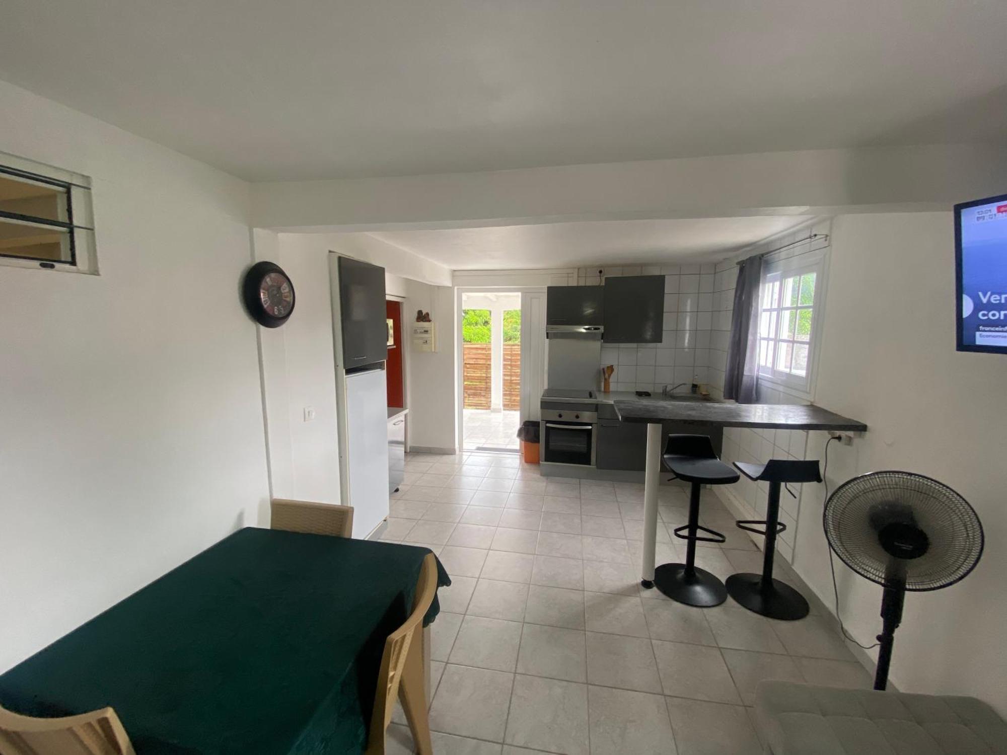 Logement De 40M2 Avec Terrasse, Moderne Et Equipe Petit-Canal Ngoại thất bức ảnh