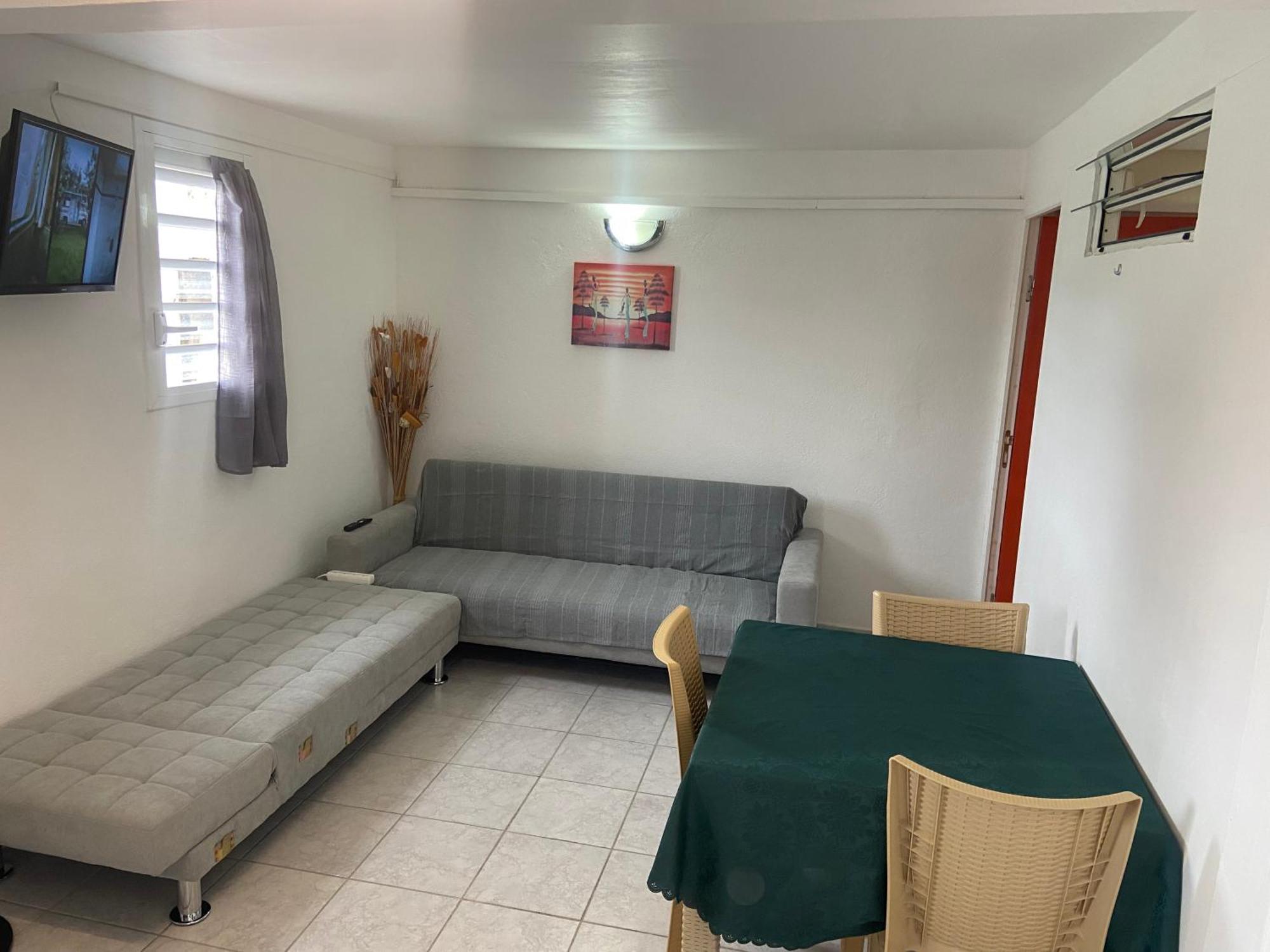 Logement De 40M2 Avec Terrasse, Moderne Et Equipe Petit-Canal Ngoại thất bức ảnh